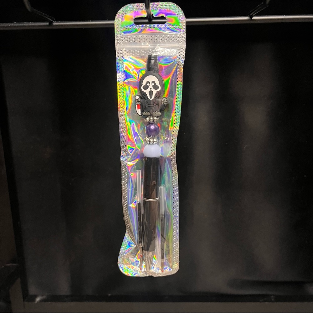 Black Ghost Face Focal Bead Pen